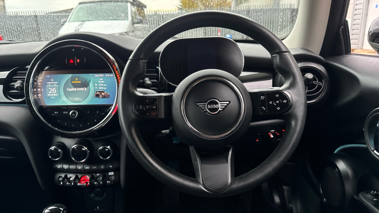 MINI Hatchback 1.5 Cooper Classic 3dr Auto Petrol Hatchback